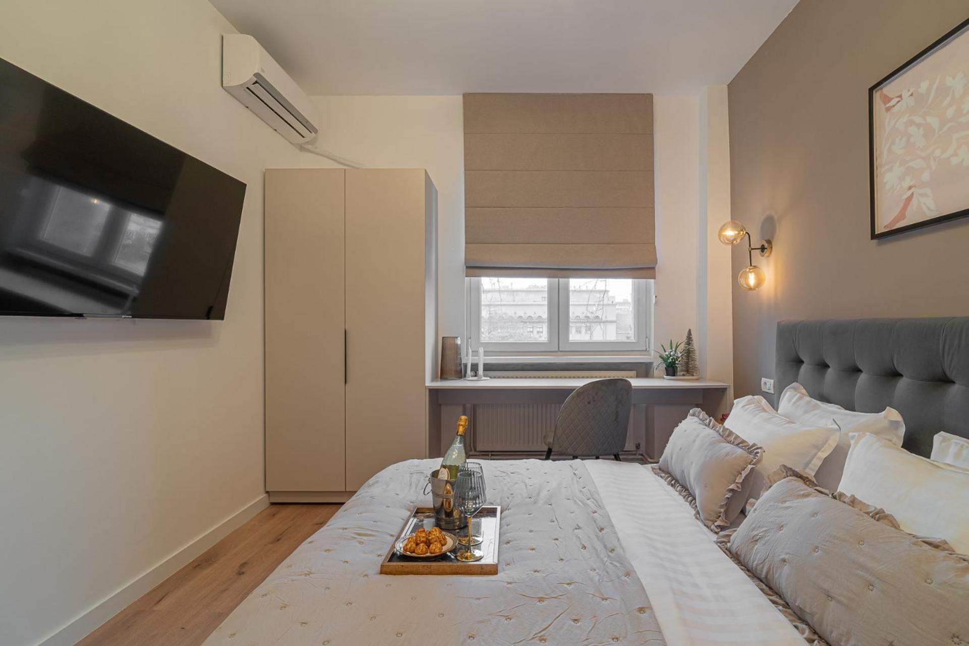 Apartamento Loggia & Luxe 5br Penthouse In Universitatii Area