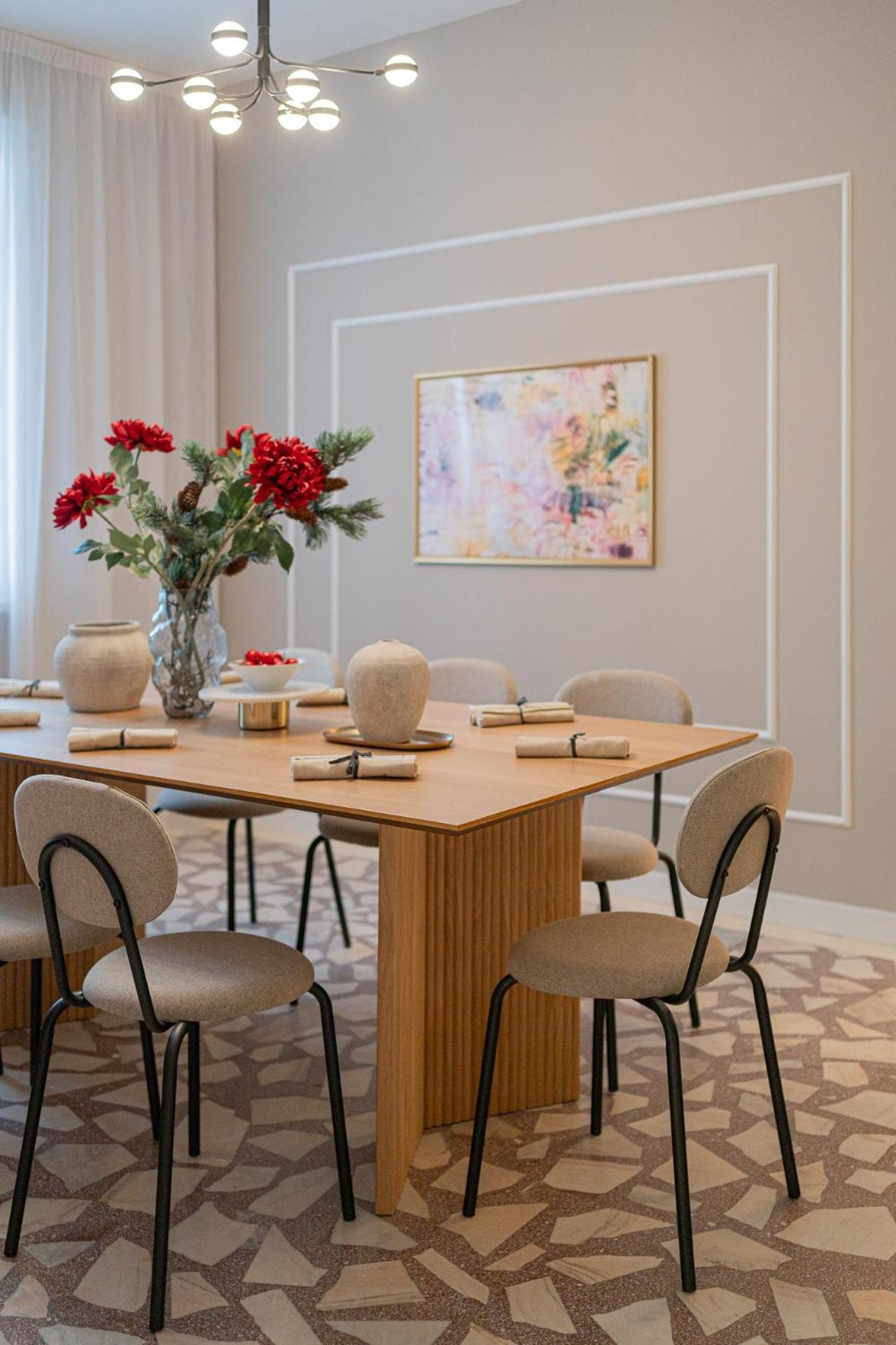 Loggia & Luxe 5br Penthouse In Universitatii Area Apartamento Bucarest