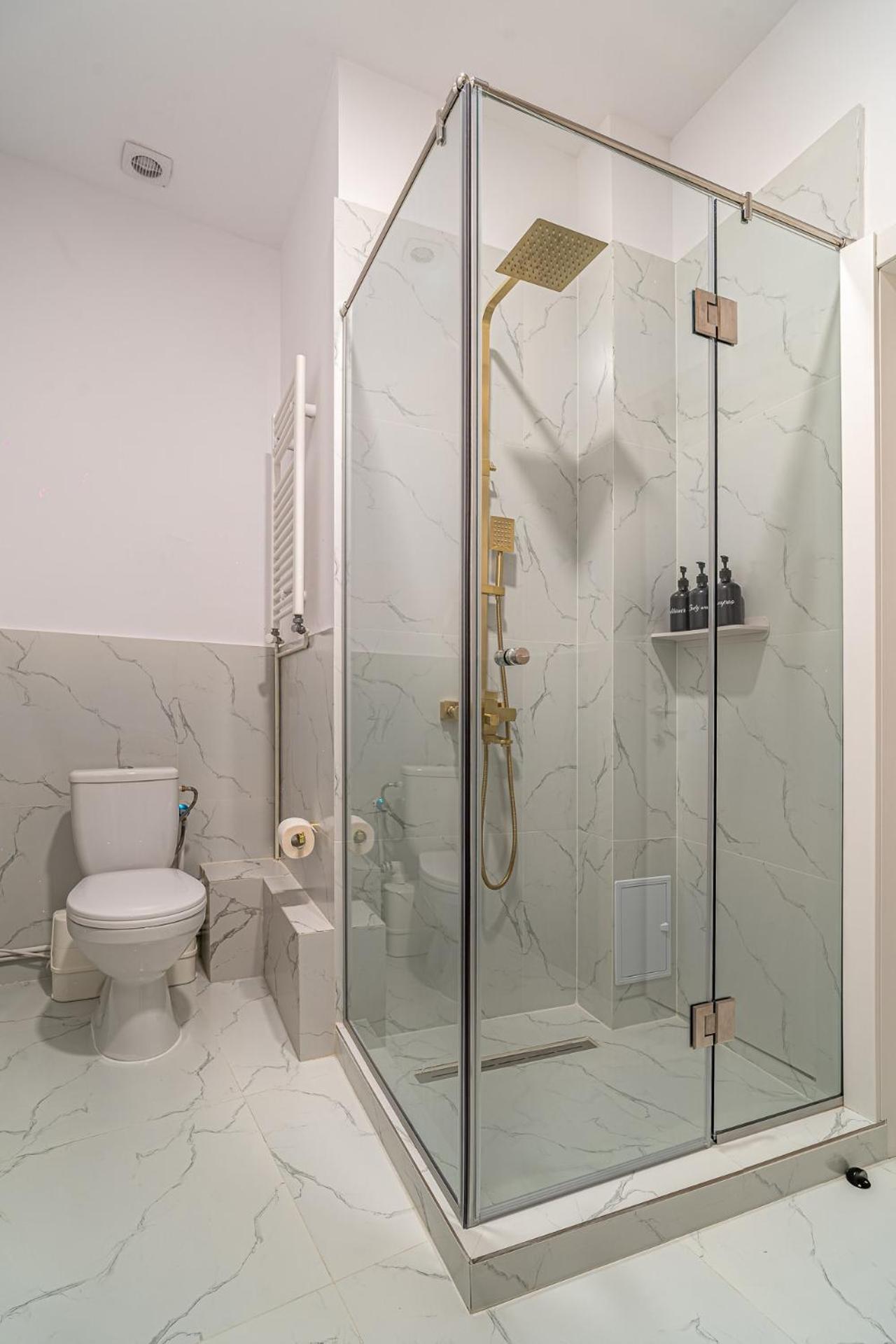 Loggia & Luxe 5br Penthouse In Universitatii Area *