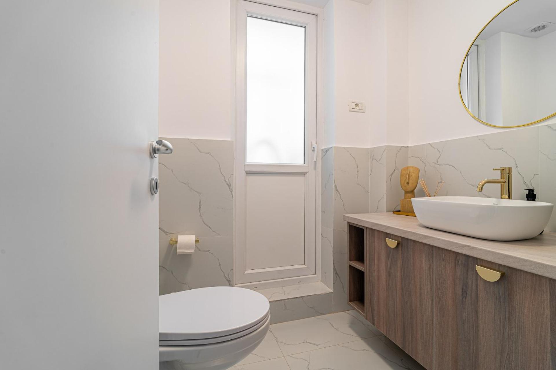 Loggia & Luxe 5br Penthouse In Universitatii Area Apartment *